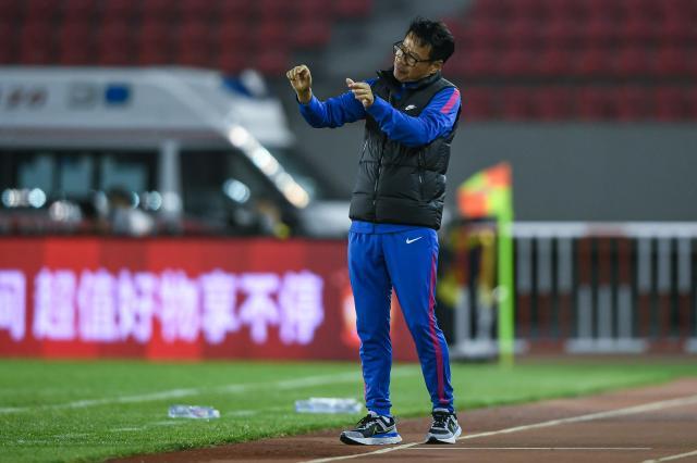 澳客足彩网站-【全景】德比前夜,大连上海没有硝烟